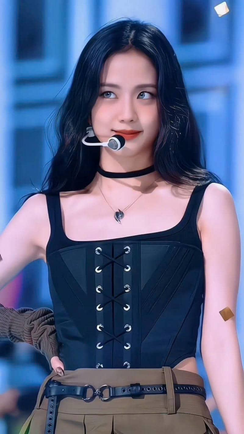 jisoo cười